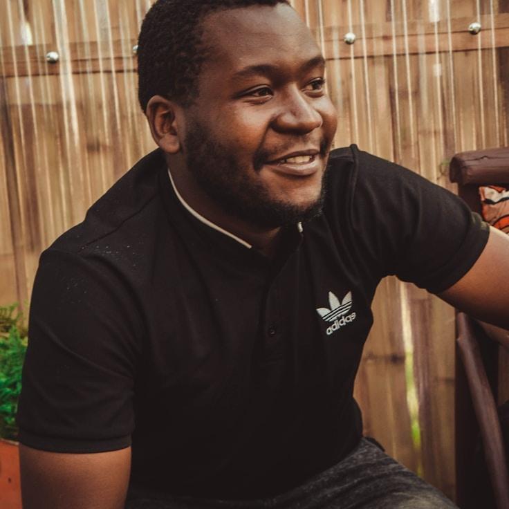 Jordan Mills, Client Relations Director, discussing corporate gifting strategy with business clients